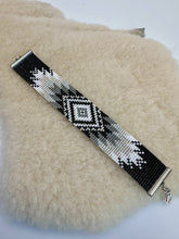 Load image into Gallery viewer, Delica Bracelet